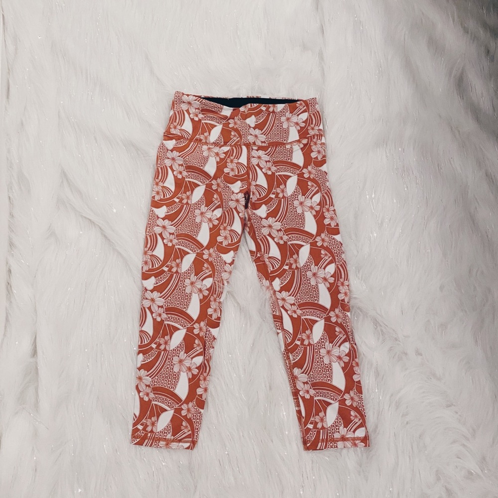 Victoria’s Secret Sport Cropped Leggings